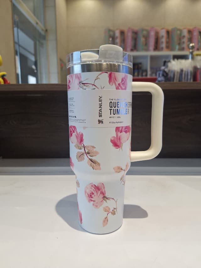 تروال ماگ استنلی طرح گل صورتی زمینه سفید